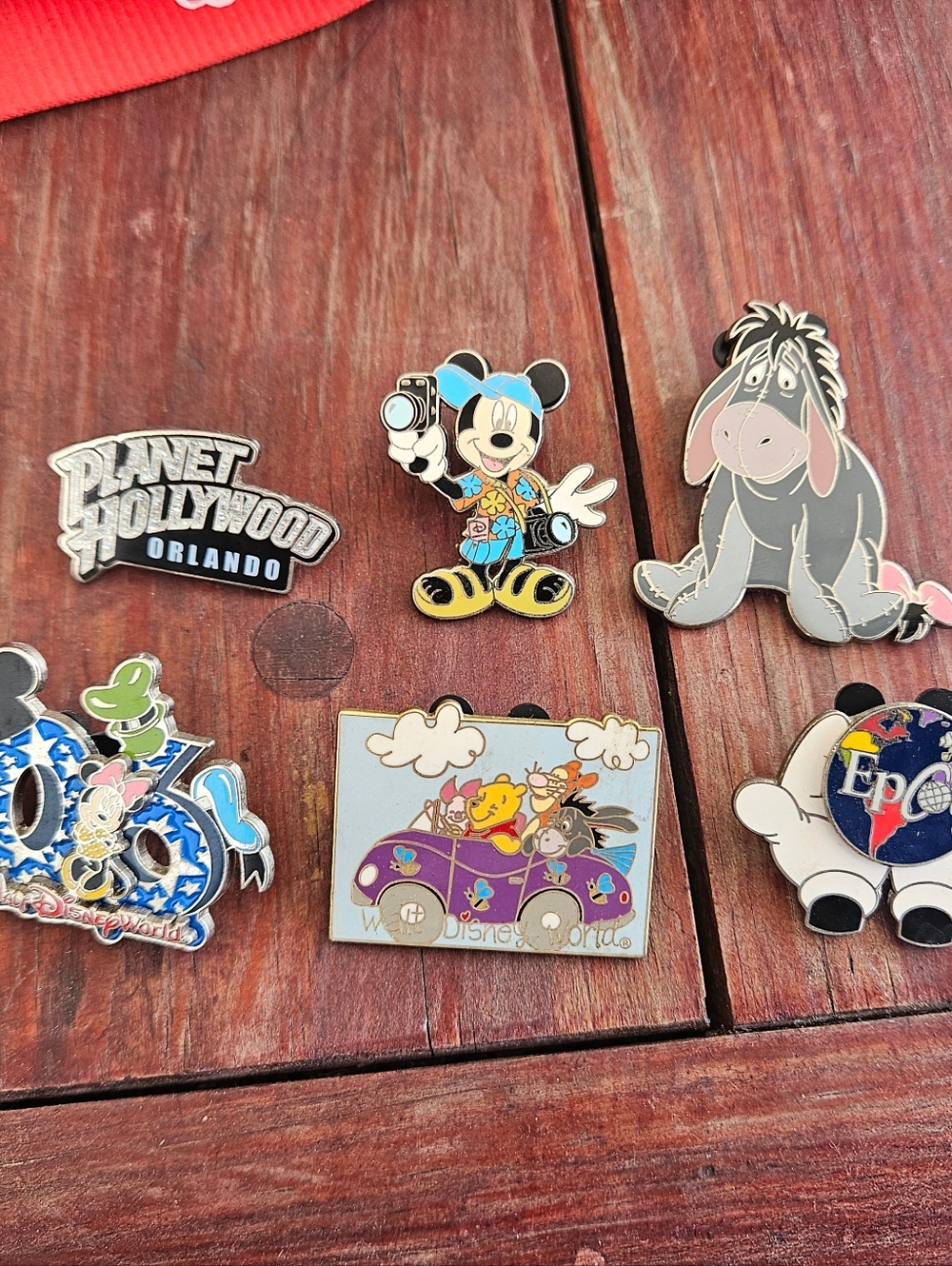 Vintage Walt Disney World Pin Lot 2000 2006 EPCOT Eeyore Mickey Planet Hollywood - Picture 11 of 13